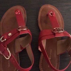 Authentic tommy hilfiger super cute sandals!